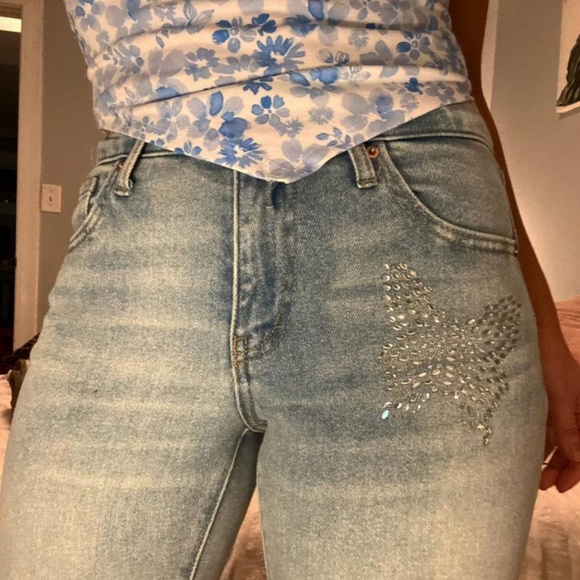 Forever 21 Halter Top - Picture 4 of 4